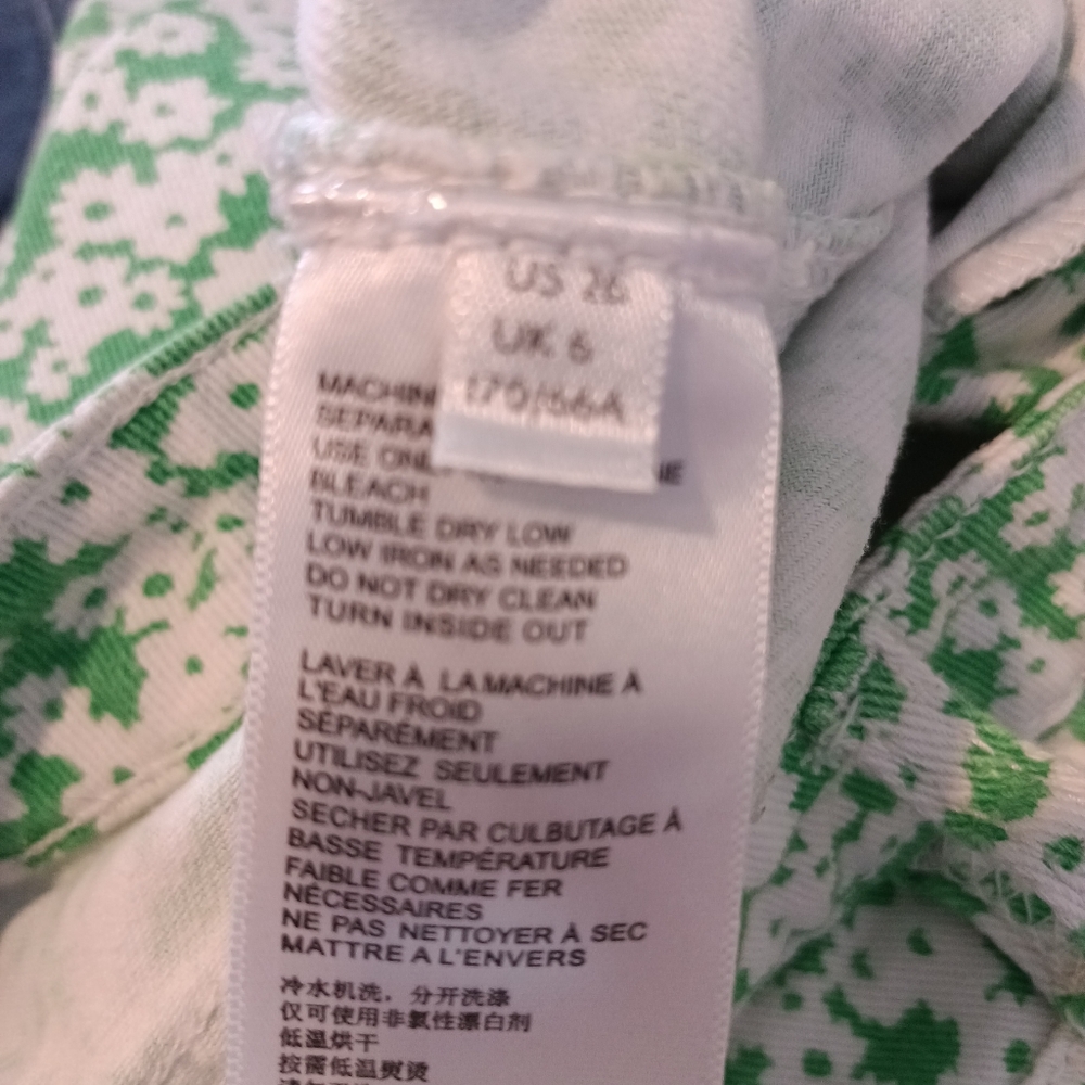Urban outfitters BDG High Waist Green white flower Kick Flare pants Size 26 - Picture 6 of 9